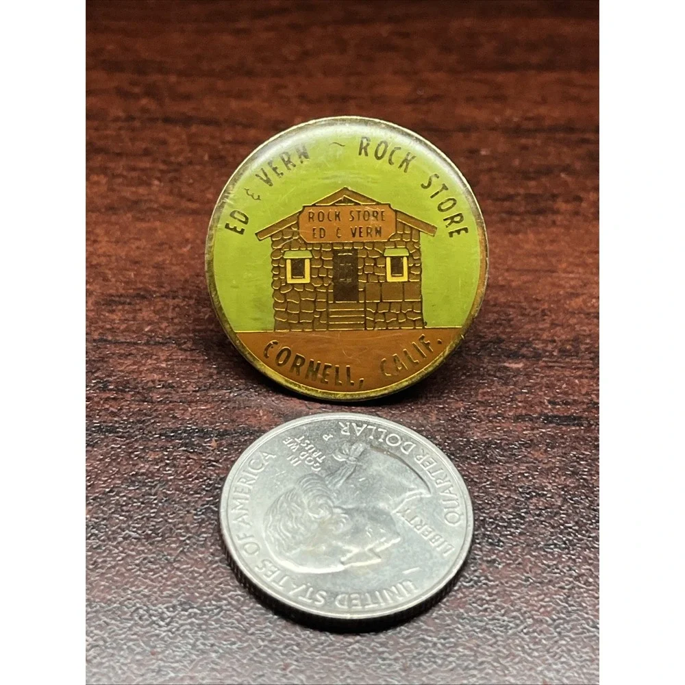 Ed & Vern Rock Store Cornell California Lapel Hat Pin‎